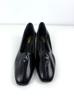 California Magdesians Leather Square Toe Low Heels